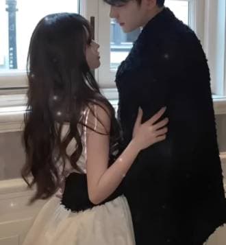 Truyện NÍU KÉO LẠI ÁNH SÁNG NĂM ĐÓ ..?