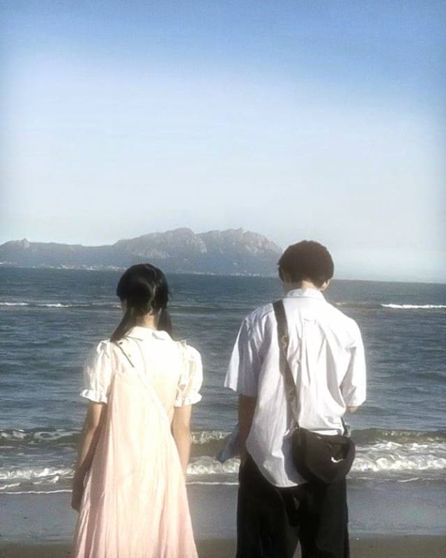 Truyện Sau khi bố mẹ ly hôn, tôi được giao cho anh trai nuôi