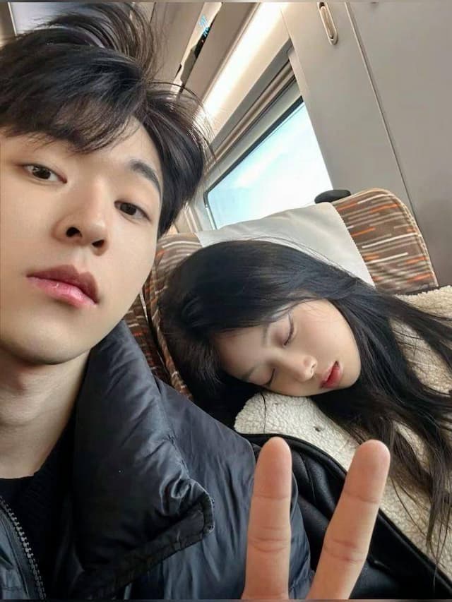 Truyện Vì tiền mà tôi làm "chó liếm"