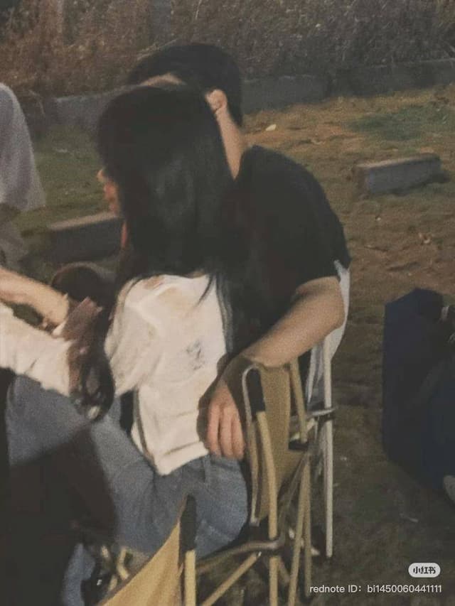 Truyện Đại ca học đường và nam thần nghèo khó