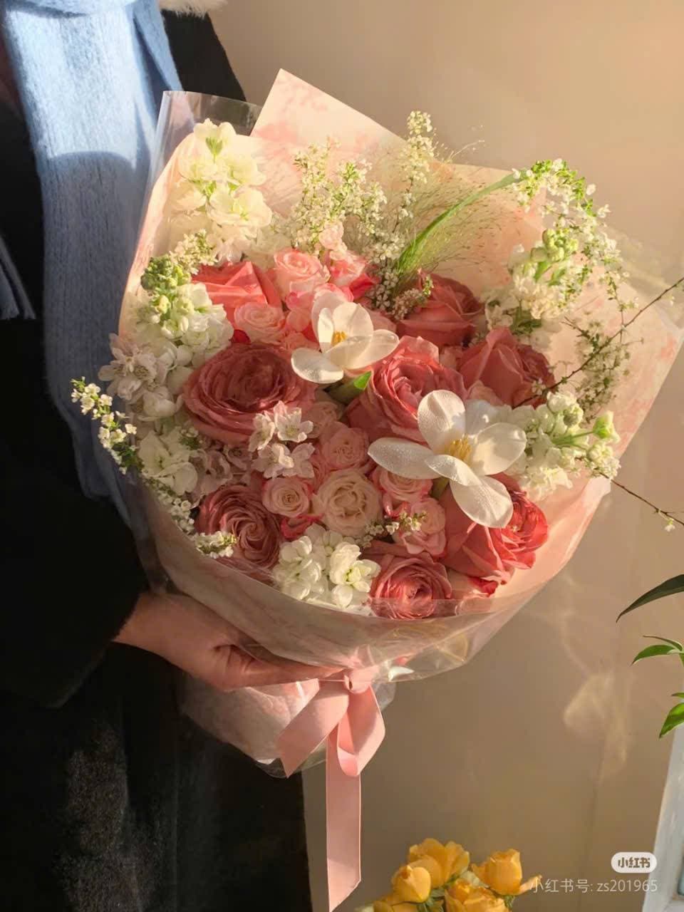 Truyện Xuyên Sách Hợp Tác Cùng Pháo Hôi Nổ B//anh X//ác Nam Chính